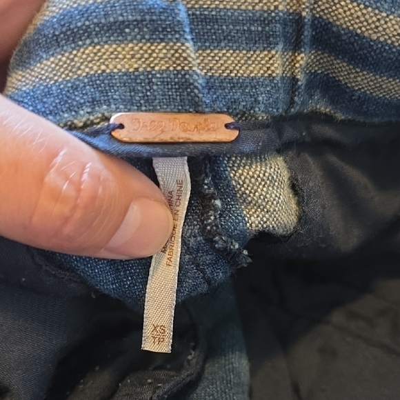 Free People Linen Capri Pants - Picture 6 of 7